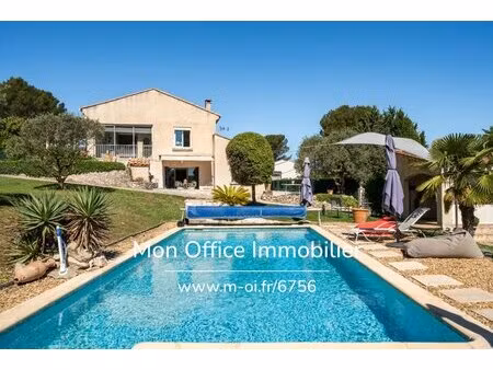 référence : 6756-pan - maison 6 pièces de 143 m² à éguilles