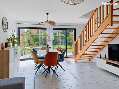 maison 4 pièces 95 m²