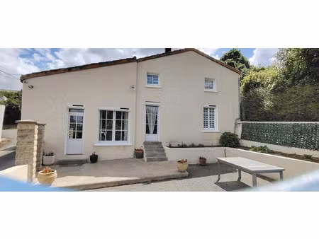 maison à vendre 5 pièces saint loup lamaire (79)