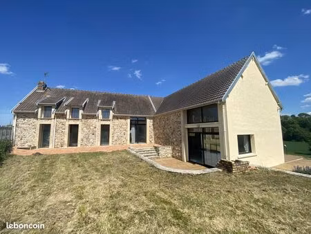 maison 6 pièces 234 m²