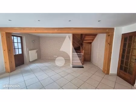 maison 7 pièces 206 m²