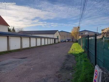 garage à louer