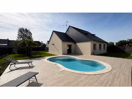 a vendre maison la pouêze  erdre en anjou