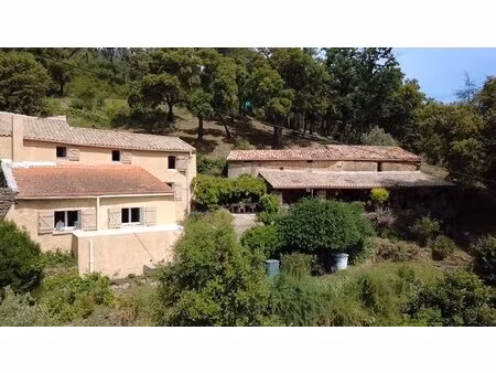 mas de 1850 en pleine nature et au calme absolu