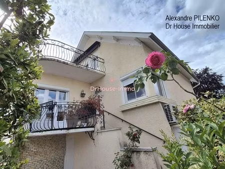 maison t6 - 150m2 - garage - terrain clos 599m2 -