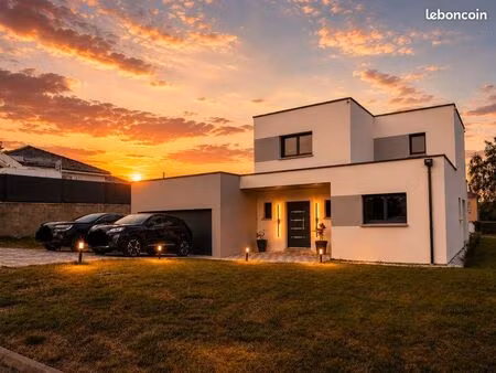 superbe villa contemporaine neuve