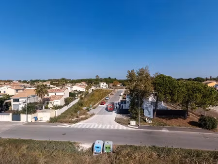 vente terrain 360 m² à aigues-mortes (30220)  199 000 €