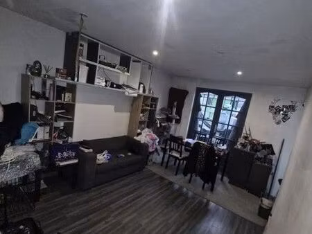 appartement t3 avec véranda  balcon et parking – woippy village – gare à pied