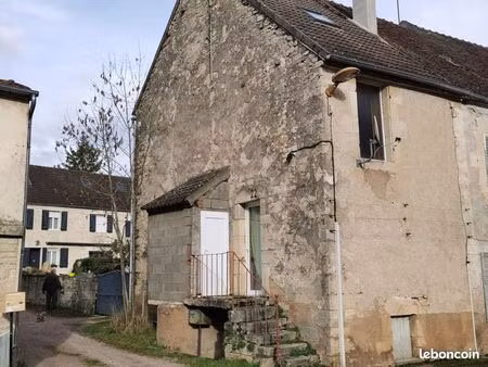 maison de village 4 pièces 50 m²