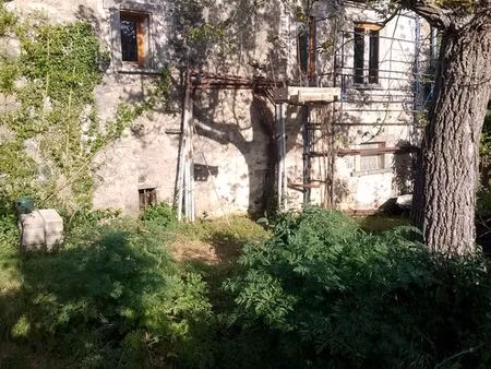 vend maison dans hameau proche de retournac