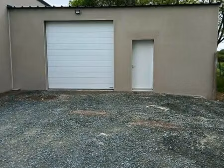 hangar - batiment - depot à louer