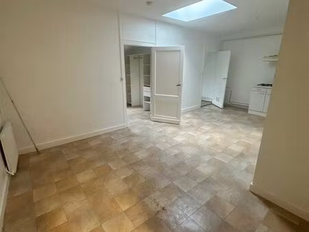appartement t2 blaye centre