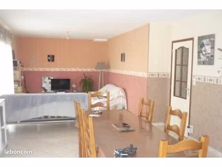 belle maison en plein bourg
