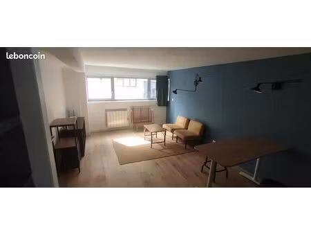 chambre à louer chez l'habitant (étudiant(e) uniquement)