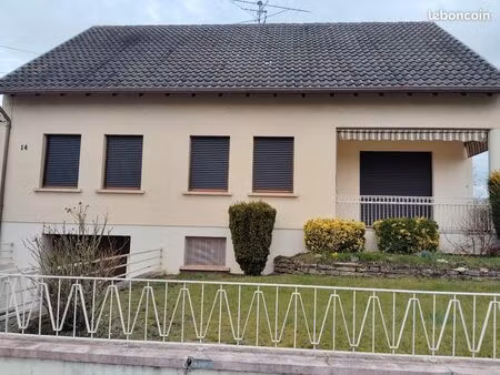 charmante maison individuelle avec fort potentiel – secteur calme