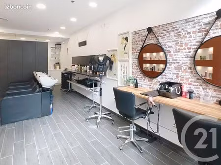 commerce coiffure 85 m²