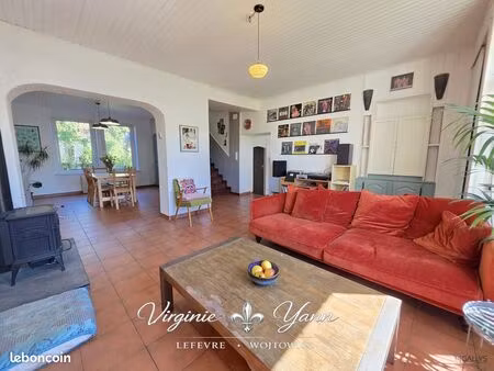 maison 6 pièces 145 m²