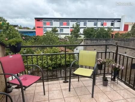 talange: bel appartement f4 dans maison avec jardinet et garage
