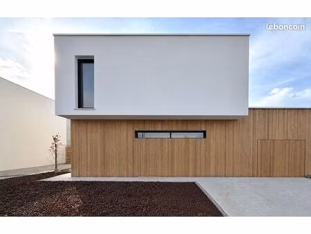 maison moderne meublée