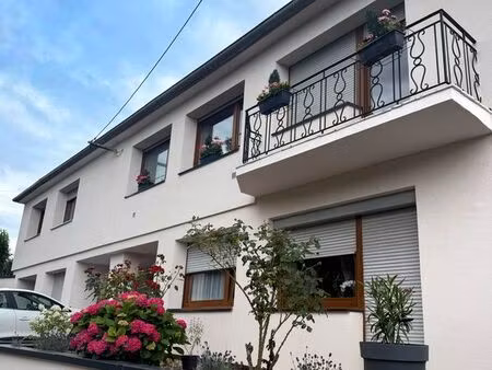 maison 9 pièces  208 mètres carrés