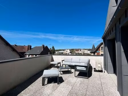superbe t3 lumineux avec grande terrasse + climatisation réversible + parking – secteur po