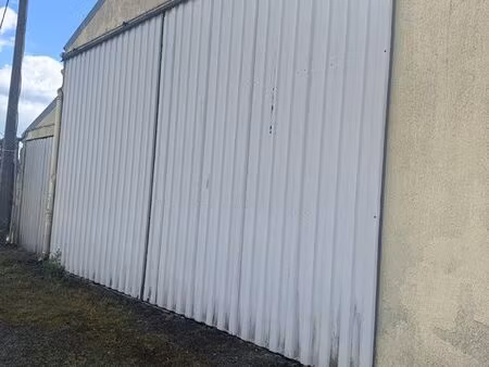 local commercial garage 120m2