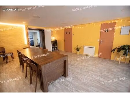 local commercial 88 m²