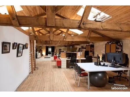 bâtiment hangar bureau 380 m2