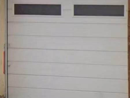 grand garage 50m2 eau + electricite