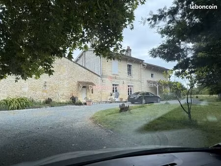 propriété 9 pièces 330 m²