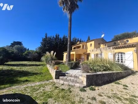 maison 5 pièces 148 m²