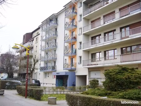 location t2 de 41 m² longeville-les-metz