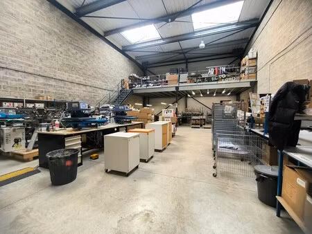location local d’activités frépillon 95740 421m²
