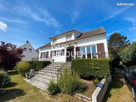 maison 5 pièces 106 m²