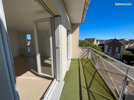 frais réduits - appartement 3 pièces avec balcon et parking sous-sol
