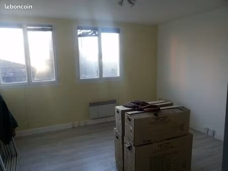 bureau 16m2 merignac rocade
