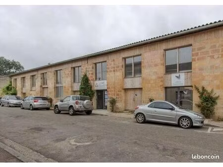 beau local professionnel en duplex au sud de bordeaux