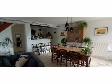 maison trois chambres