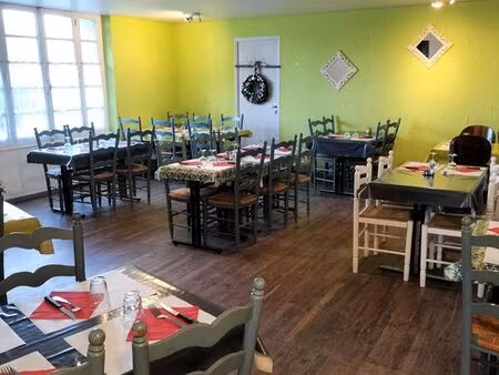 restaurant bar