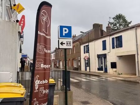 loue local commercial sainte pazanne hyper centre face tabac & mairie 20 min nantes & porn