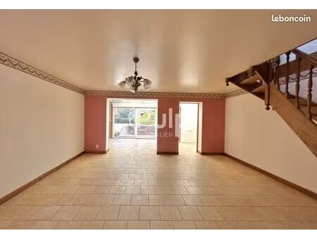 maison 2 pièces 63 m²