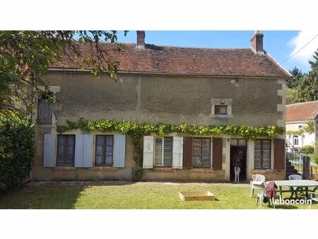 ◊ idéal bricoleurs : maison en pierre saine + grange sur 3300m² (potentiel 144m²)
