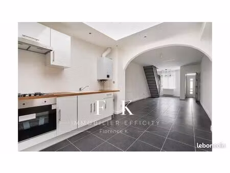 maison 2 pièces 65 m²