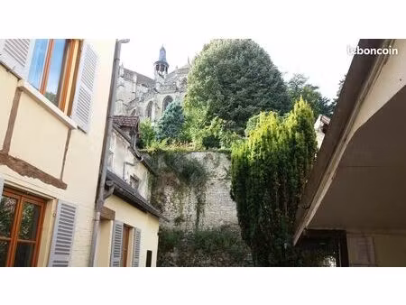 superbe duplex entièrement rénové dans résidence calme
