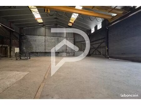 local industriel 120 m²