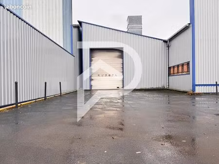 local industriel 468 m²