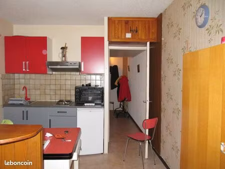 vends studio cabine superbesse