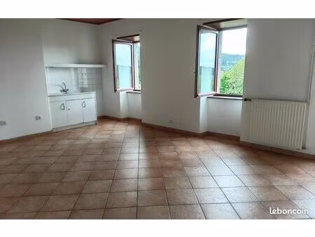 appartement t3  bel exposition et vue dégagée