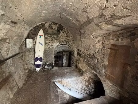 loue cave vigneronne ceyrat boissejour