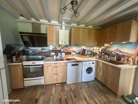 maison de 98 m² avec grand terrain et garage/atelier de 80 m²